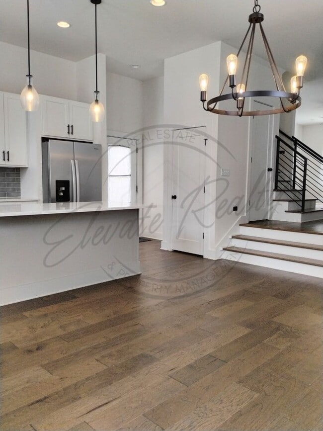 Building Photo - ON SPECIAL! THIS PROPERTY HAS 1/2 OFF THE ...