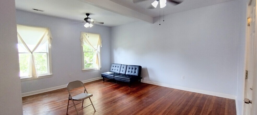 Living Area - 183 Alabama St