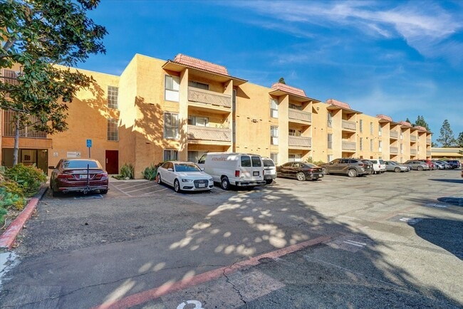 Building Photo - 6955 Alvarado Rd