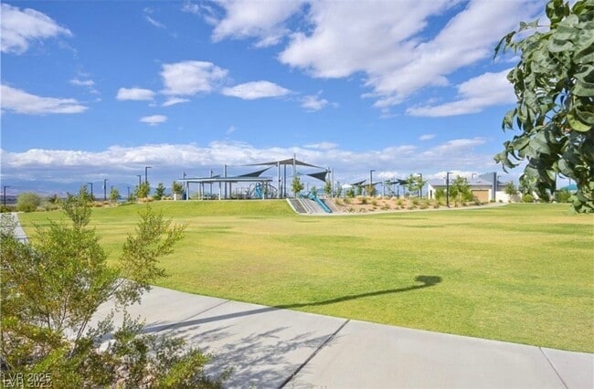 Building Photo - 2454 Bagnara Pl