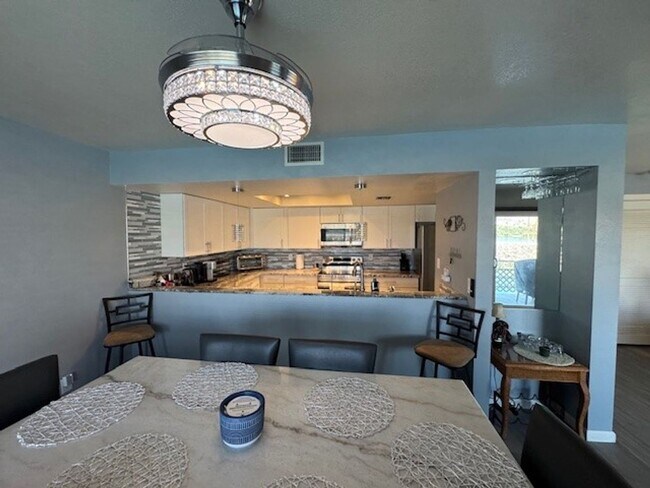 Building Photo - Furnished 2 BR Condo w/ Utilities Boat Dock, Marina, Garage -Roadhaven Marina Avail June-Dec, May...