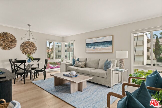 Building Photo - 457 Coast Blvd