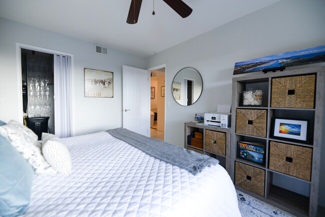 Building Photo - Fully Furnished 1 bedroom Oceanview unit!! Call Steve Conrad- 949-542-8347