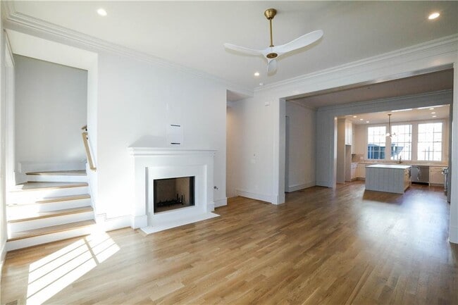 Building Photo - 96 Sheridan Dr NE