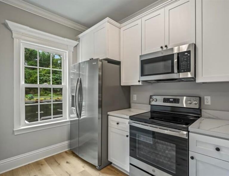 Building Photo - 10 Old Courthouse Way