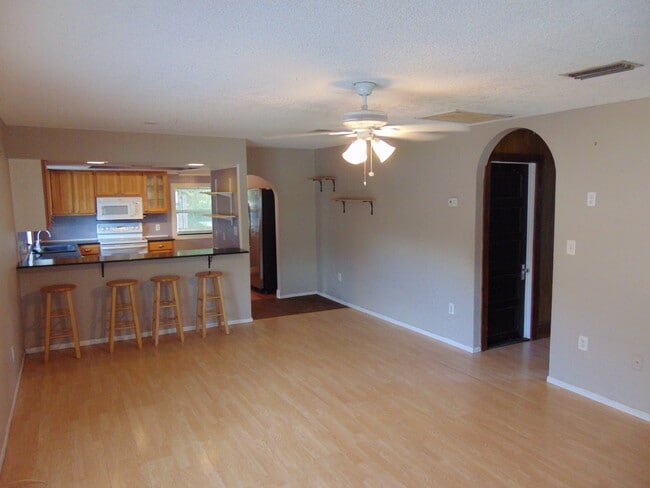 Building Photo - 2500 Ashton Rd