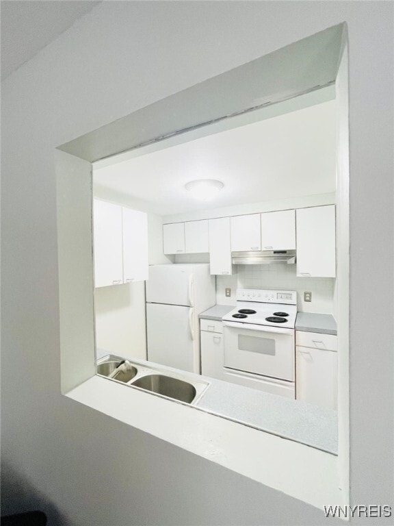 Building Photo - 110 Charter Oaks Dr