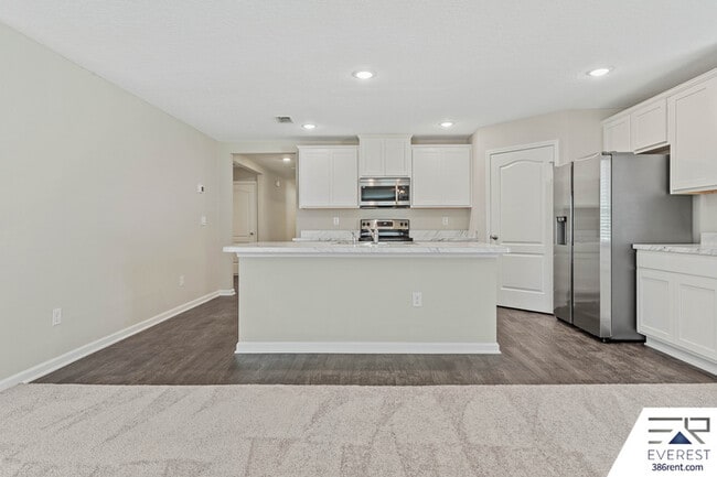 Building Photo - 5 Birchfield Pl