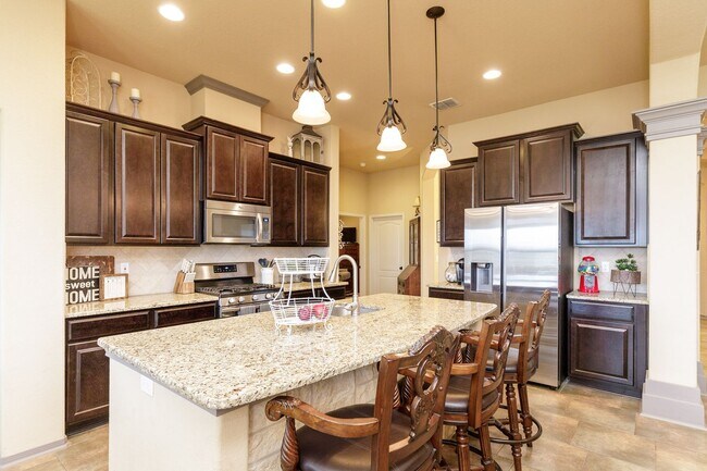 Building Photo - 7921 Pavo Real St