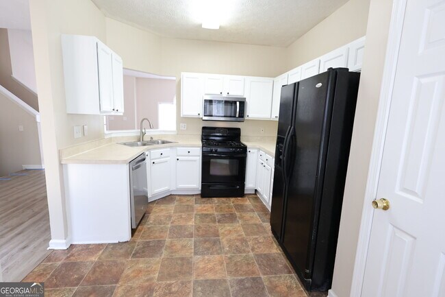 Building Photo - 3044 Lake Park Trail