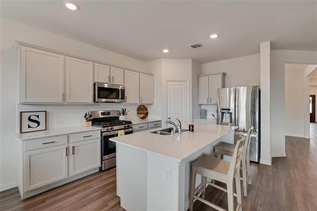 Building Photo - 2128 Whispering Sage blvd