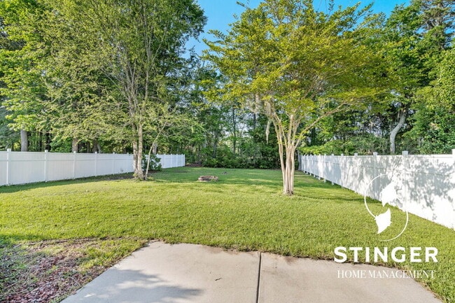 Building Photo - 46 Cedar Creek Cir