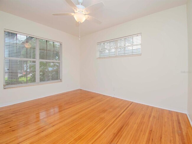 Building Photo - 4009 W Zelar St