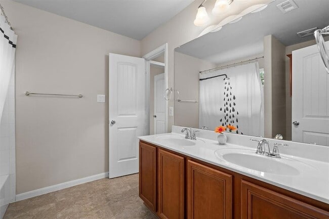Building Photo - 8540 White Ibis Dr
