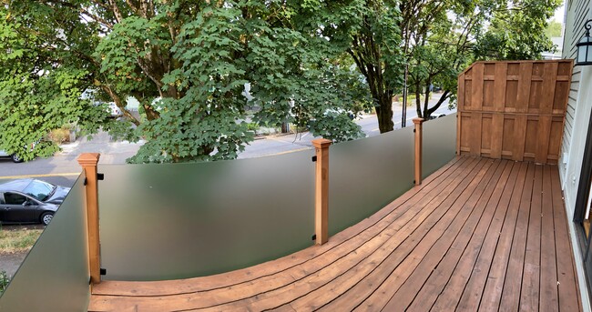 Private deck with privacy glass - 3215 S Corbett Ave