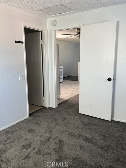 Building Photo - 10495 Bluff St