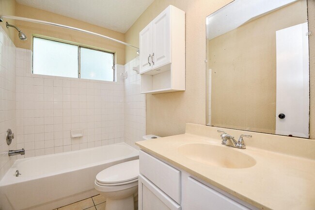 Building Photo - 12655 Mill Wheel Ln