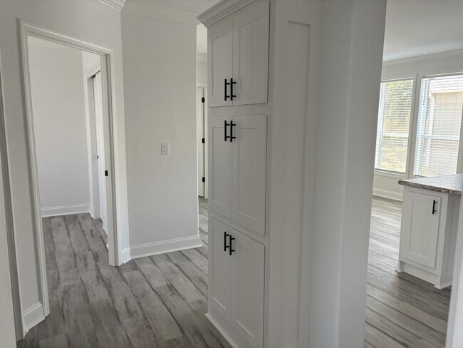 Building Photo - 752 Arbor Estates Way