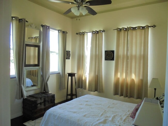 Building Photo - Beautiful Historic Home on the Hamakua Coast