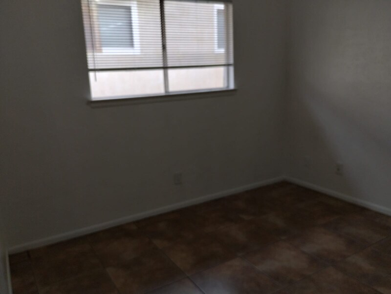 Building Photo - 12612 Copper Ave NE