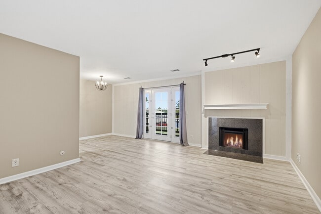 Building Photo - 29656 Buffalo Park Rd