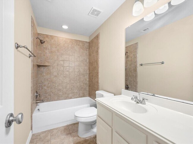 Building Photo - 17306 Lake Chelan Ln