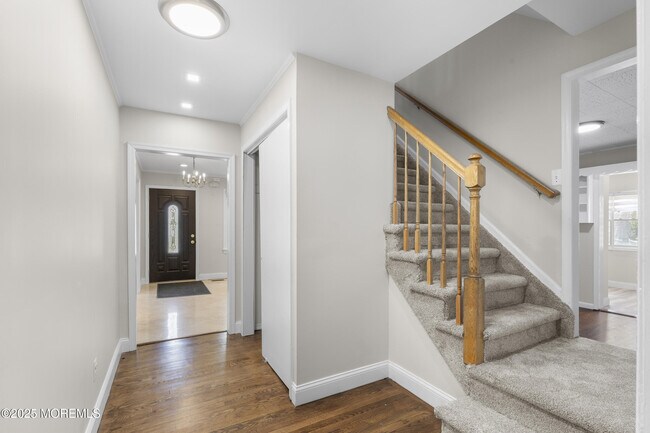 Building Photo - 39 Lapsley Ln