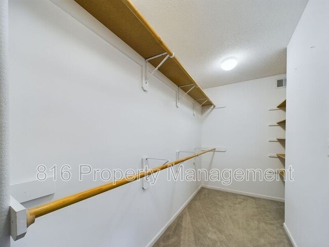 Building Photo - 510 Shannon Ave