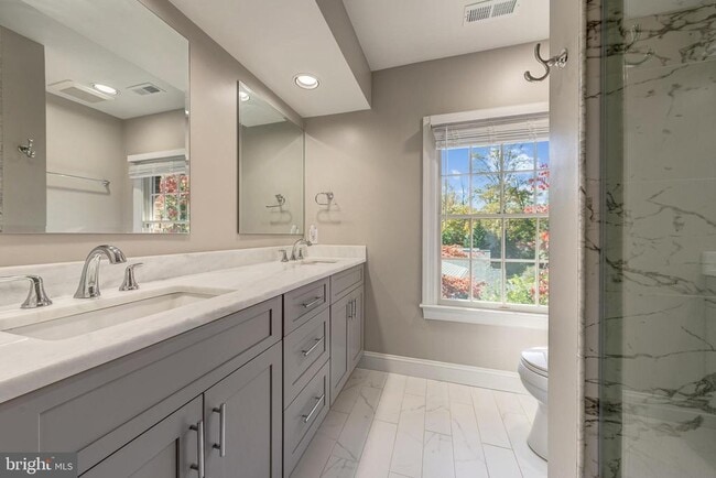 Building Photo - 1854 Valley Wood Rd