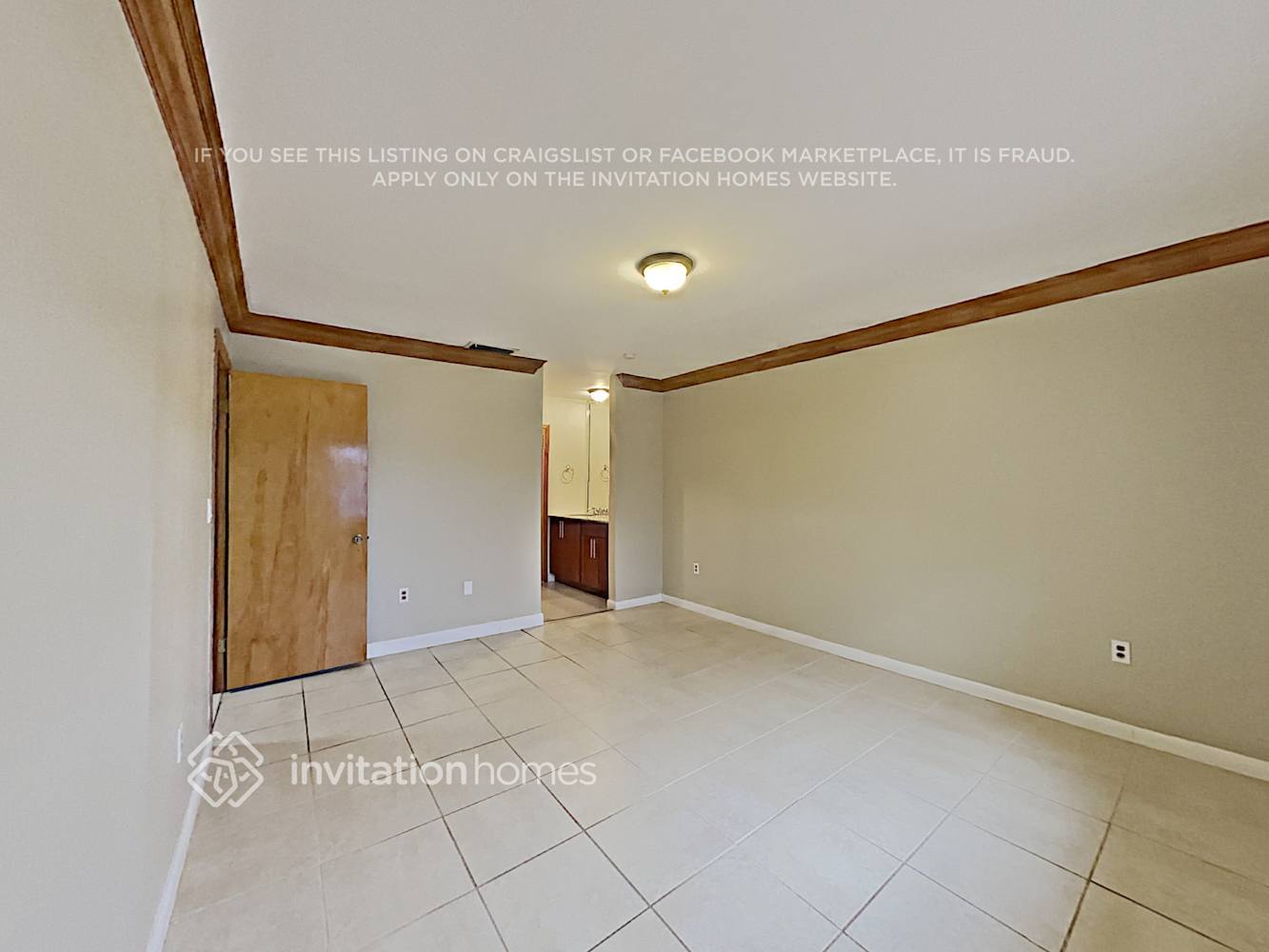 Building Photo - 5920 SW 148th Ave