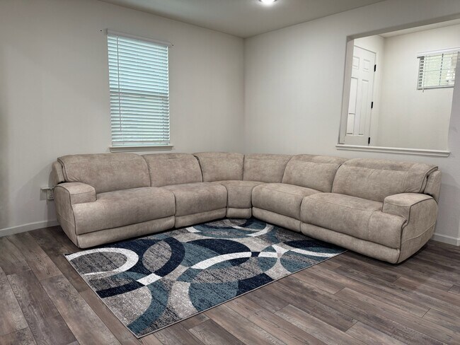 Building Photo - 2136 Brave Hawk Loop