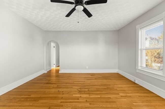 Building Photo - 1553 Rodman St