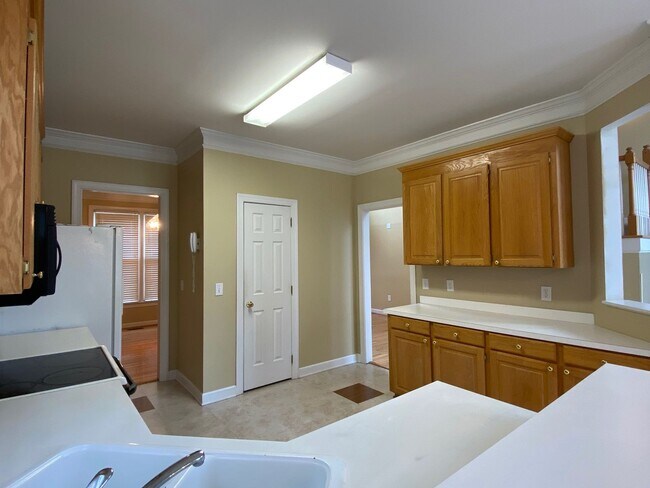 Building Photo - Orchard Farms, 4 Bedroom 2.5 Bath