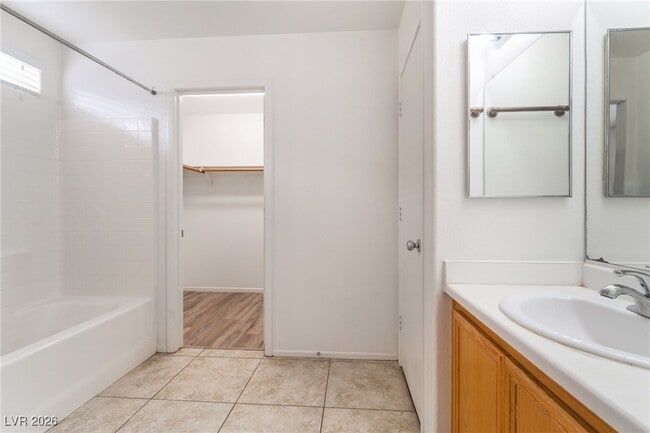 Building Photo - 10667 April Rose Ct