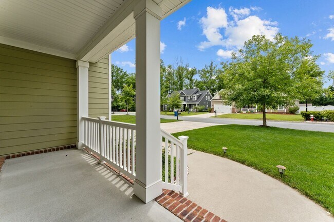 Building Photo - Newly built and beautiful property located...