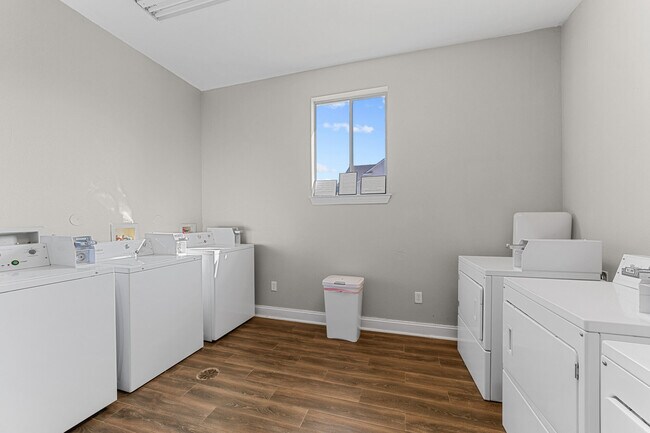 Building Photo - Burkburnett Residences