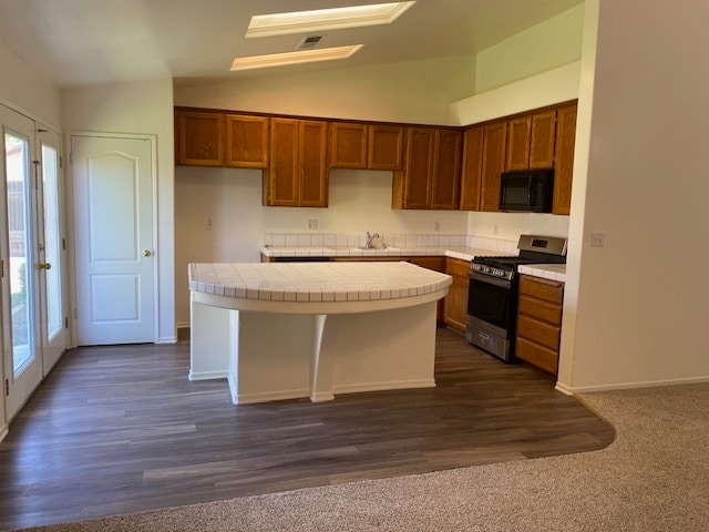 Building Photo - 12214 El Capitan Ave