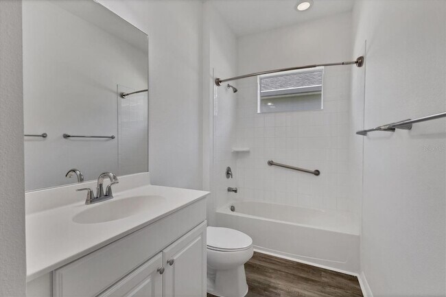 Building Photo - 4806 Lake Breeze Terrace