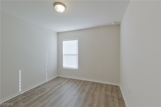 Building Photo - 9120 Aegean Cir