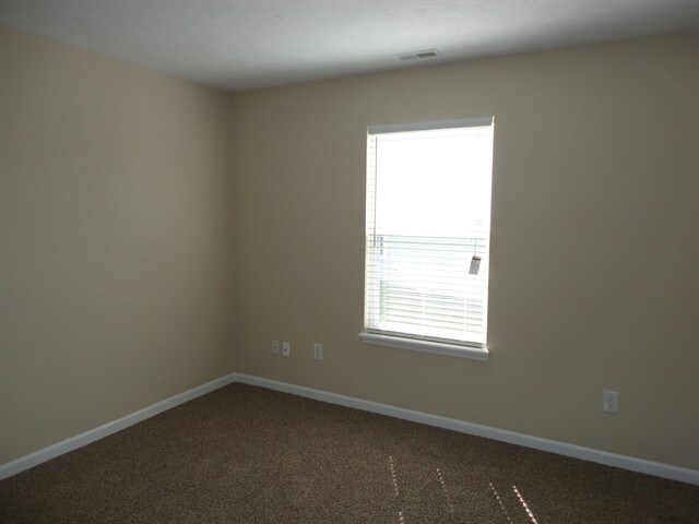 Building Photo - 7230 English Birch Ln