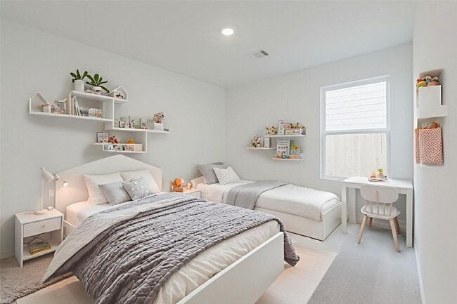 Building Photo - 16626 Trembling Aspen Ln