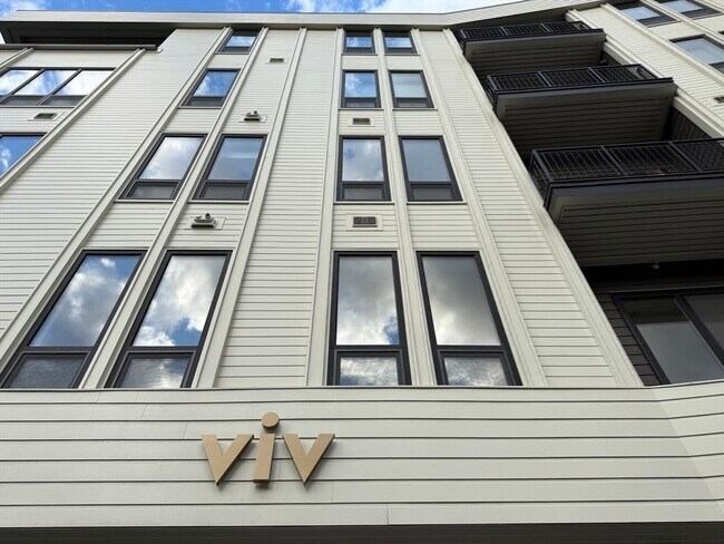 Building Photo - 500 Talbot Ave