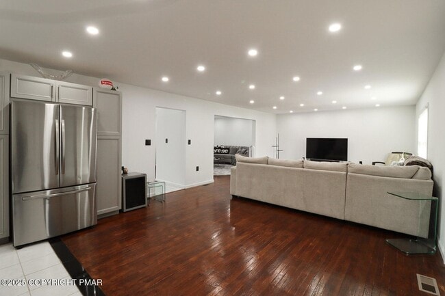 Building Photo - 5502 Concord Dr