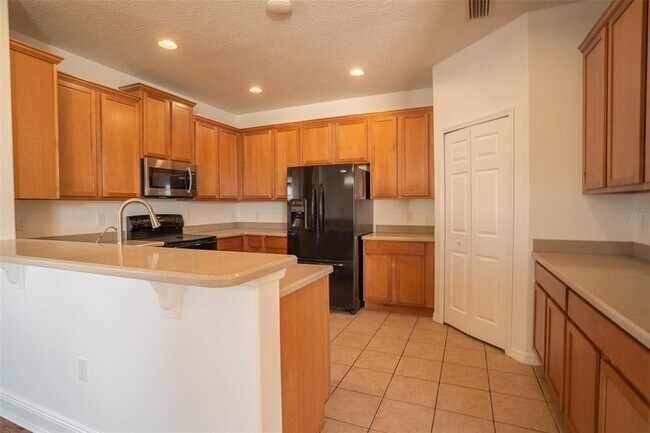 Building Photo - 1886 Van Gogh Dr