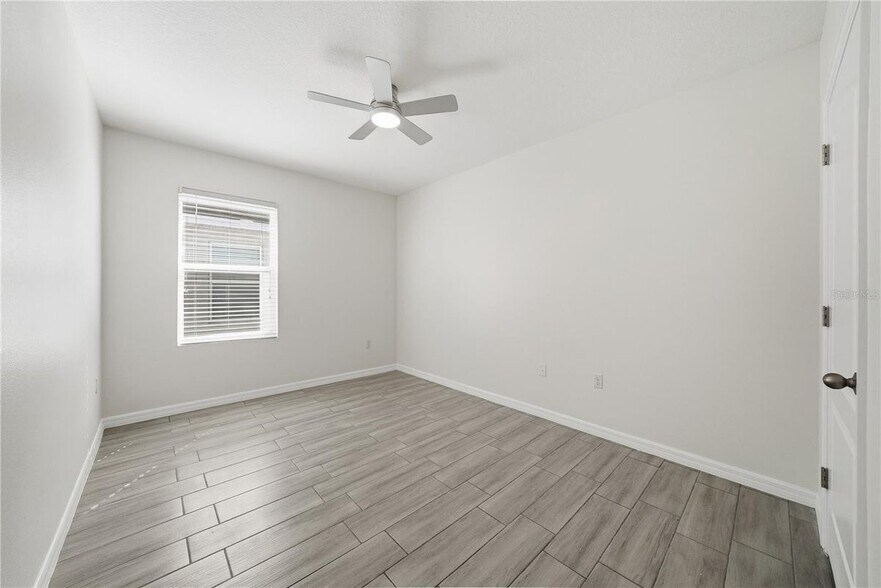 Building Photo - 547 Hartford Hts St