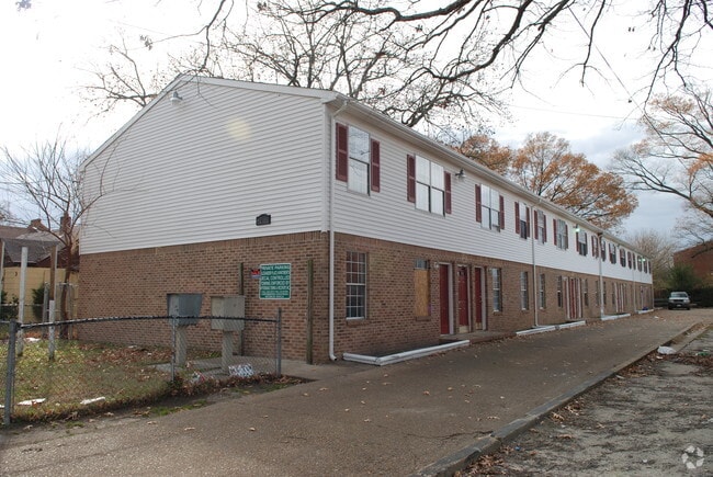 Primary Photo - Alexander Place Apartments