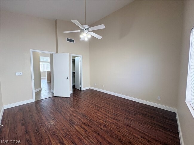 Building Photo - 1613 Crystal Chimes Dr