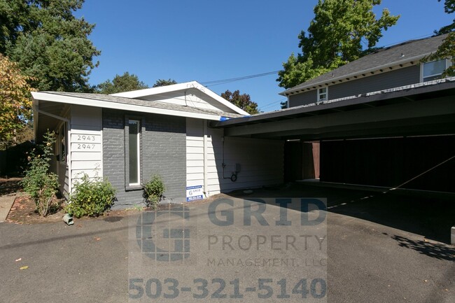 Building Photo - GPM392 - NE Everett St (T1)