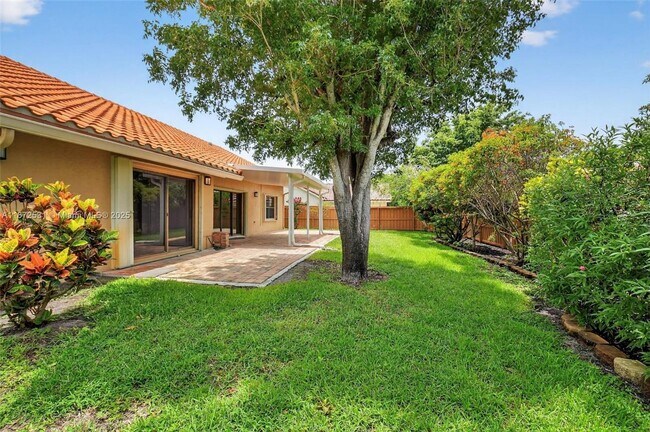 Building Photo - 9581 El Clair Ranch Rd