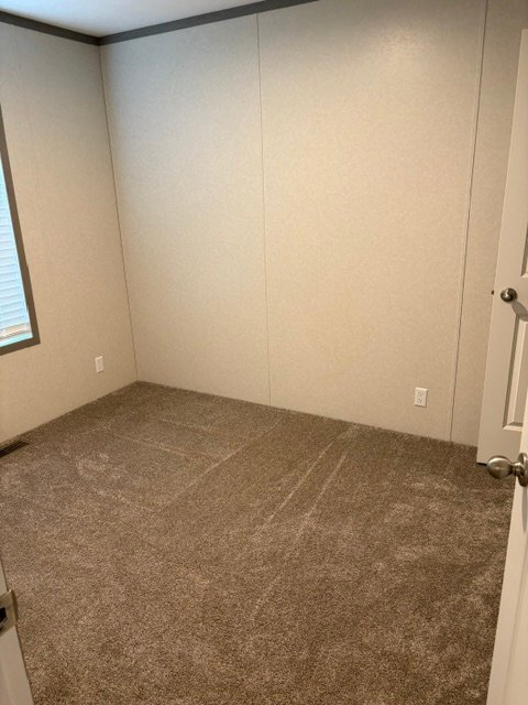 Building Photo - 72 Hunters Rill